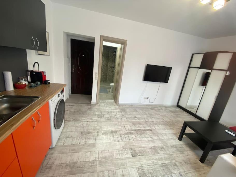 Cozy Studio 10 Min Away From Th Center Of The City Bucureşti Eksteriør bilde